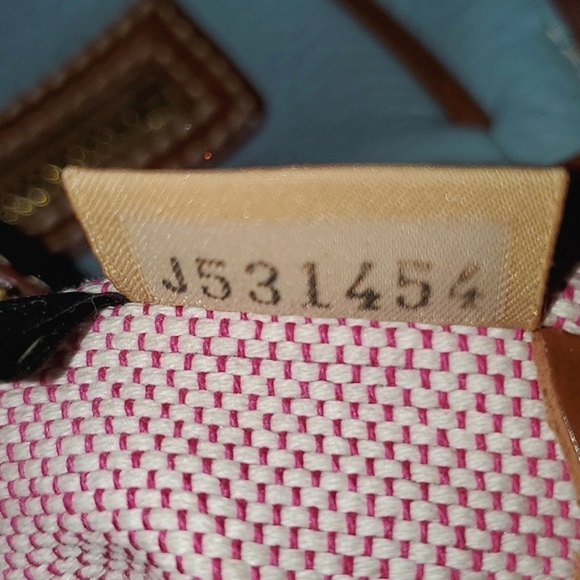 Dooney & Bourke Hobo Bag Purse - Picture 6 of 16